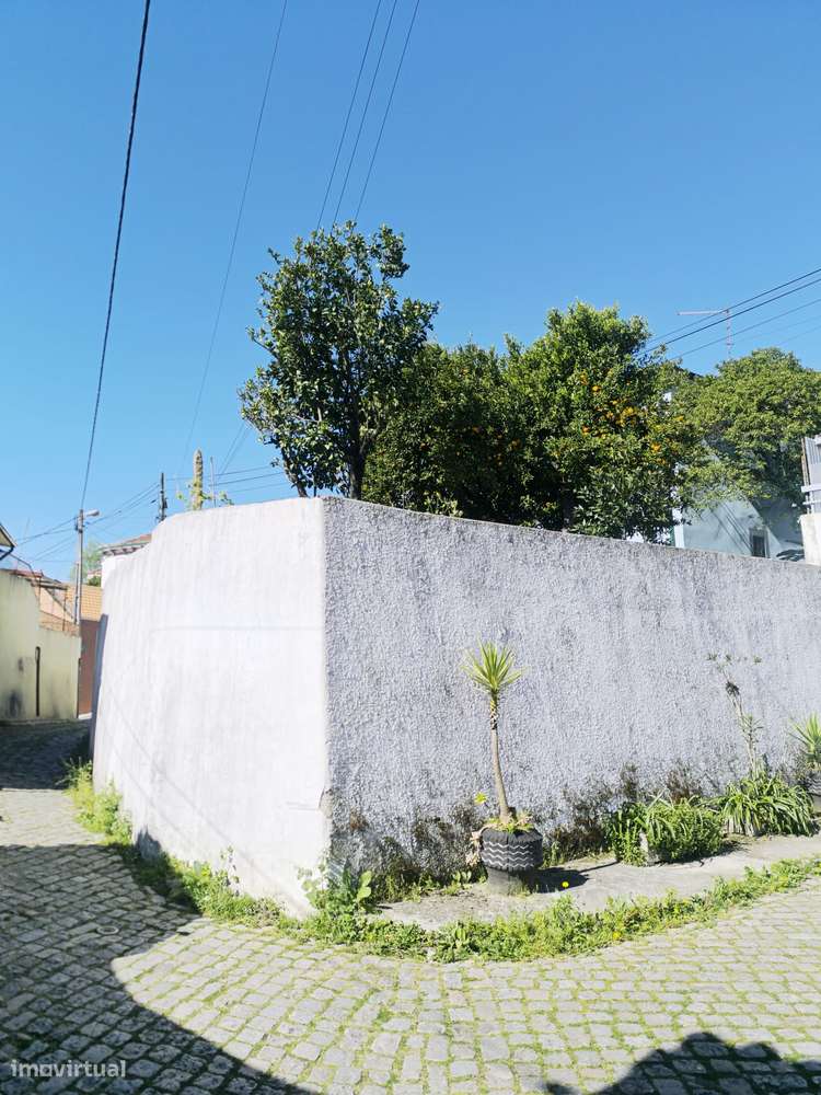 Quintinha com 4 Casas em Porto Campanhã-32