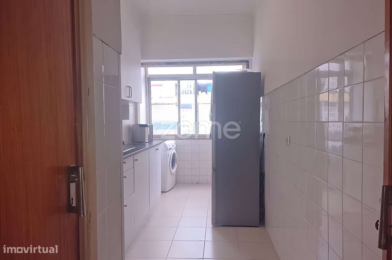 T2 Póvoa de Santo Adrião próximo a comércio, transportes e escolas-5