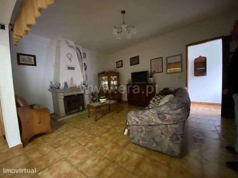 Moradia Geminada T2 / Fundão, Alcaide - Grande imagem: 3/19