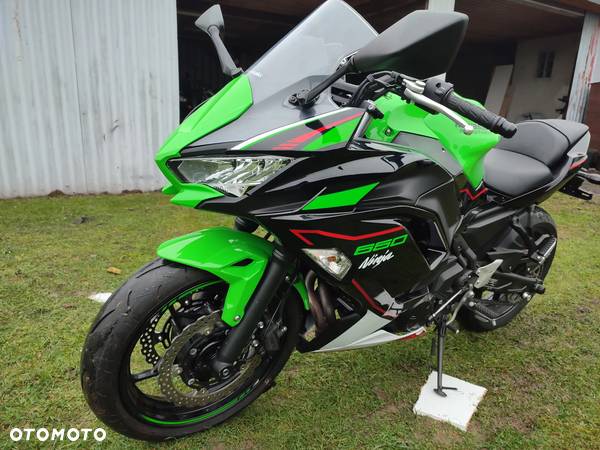 Kawasaki Ninja - 4