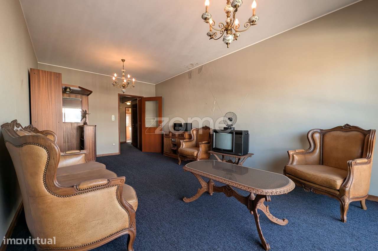 T3 c/ 2 frentes junto à Casa da Criatividade, São João da Madeira - Grande imagem: 5/36