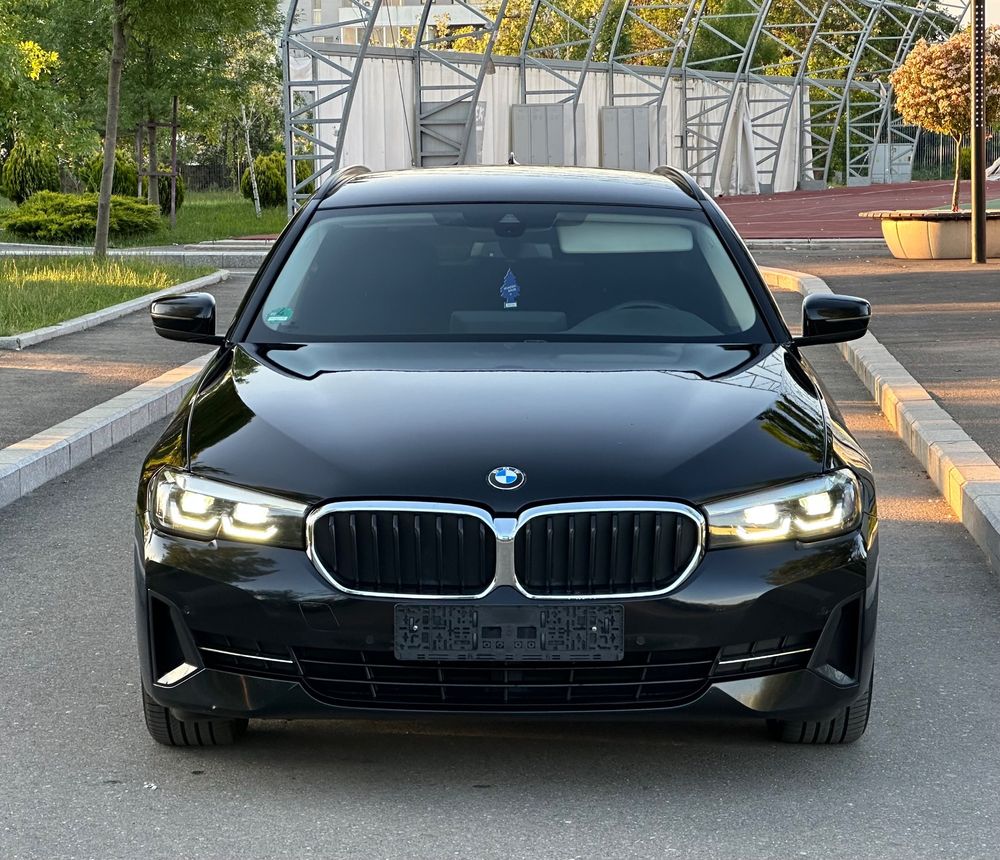 BMW 5 Series 520d xDrive AT MHEV 2022
