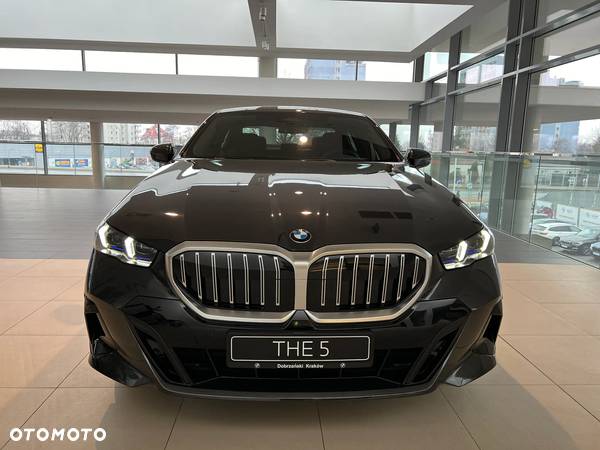 BMW Seria 5 520d xDrive mHEV M Sport - 3