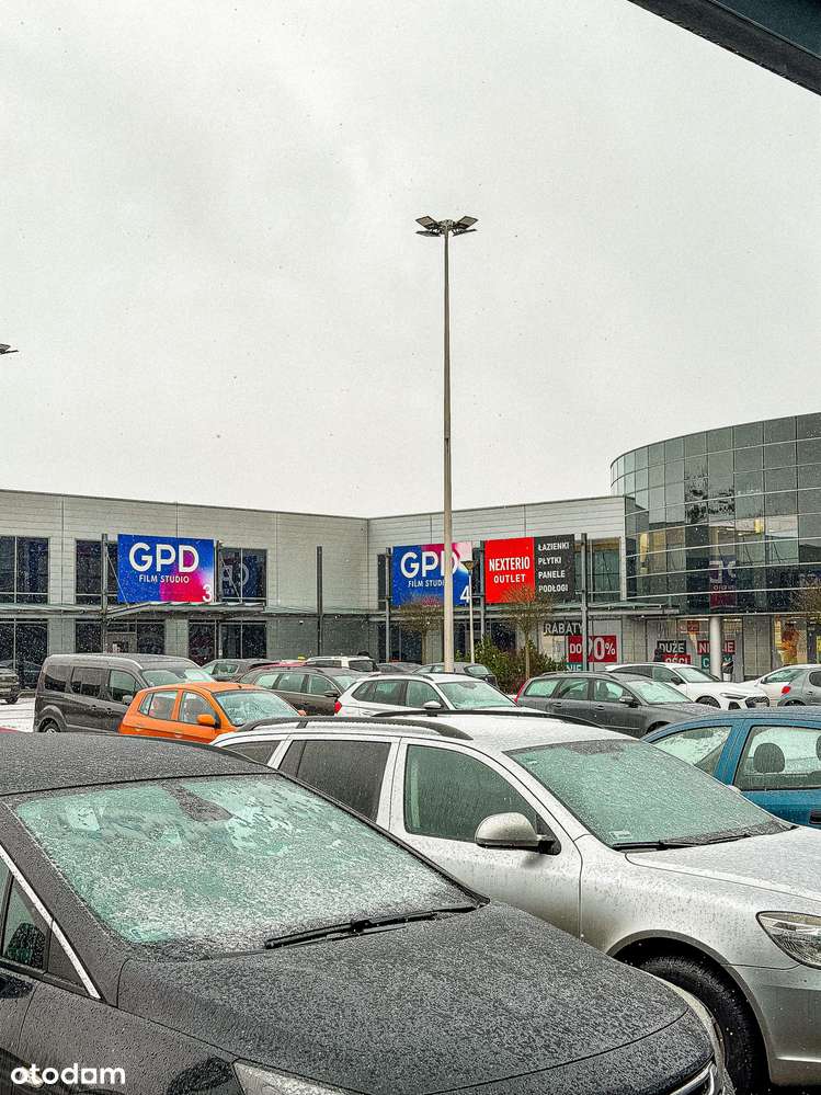Obiekt handlowo‑magazynowy 6 886 m² + działki inwestycyjne - Pełny obrazek: 4/10
