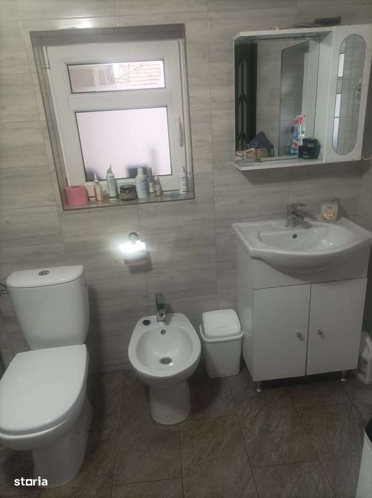 Casă de vânzare, Sebes Alba,zona Clasic, liniștită,vecini de treabă. - Imagine principală: 5/8