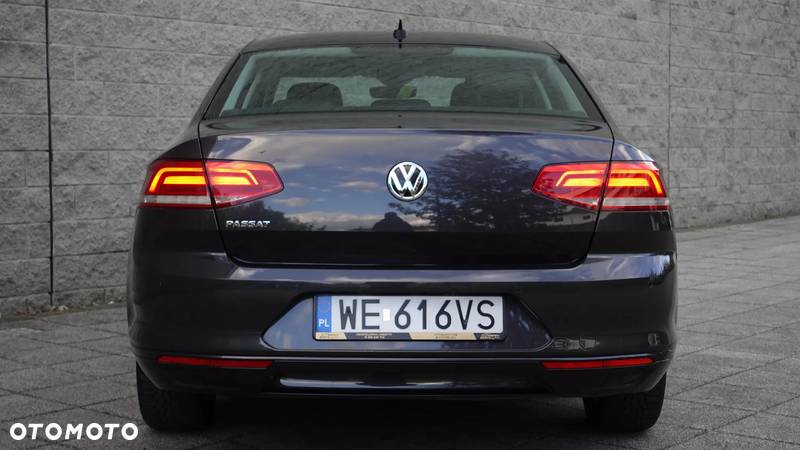 Volkswagen Passat 2.0 TDI SCR Comfortline - 7