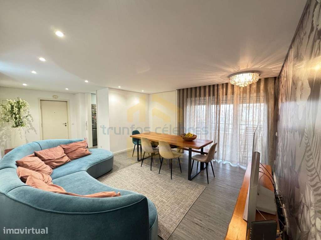 Apartamento T2 Totalmente Renovado com lugar de garagem a 100mt da ...-40