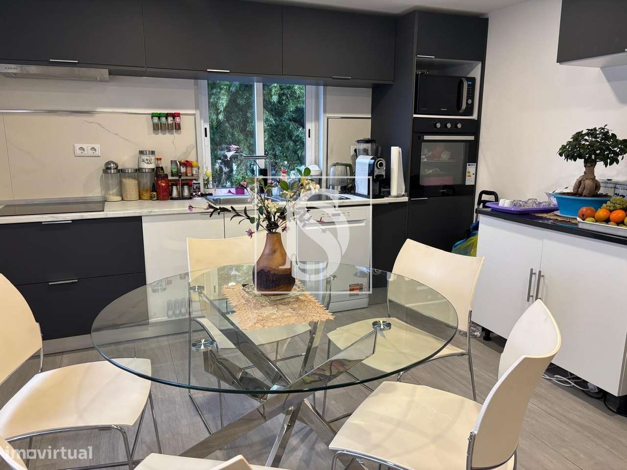 Charme e historia - T2+1 Andar moradia - Barroselas - Grande imagem: 2/24