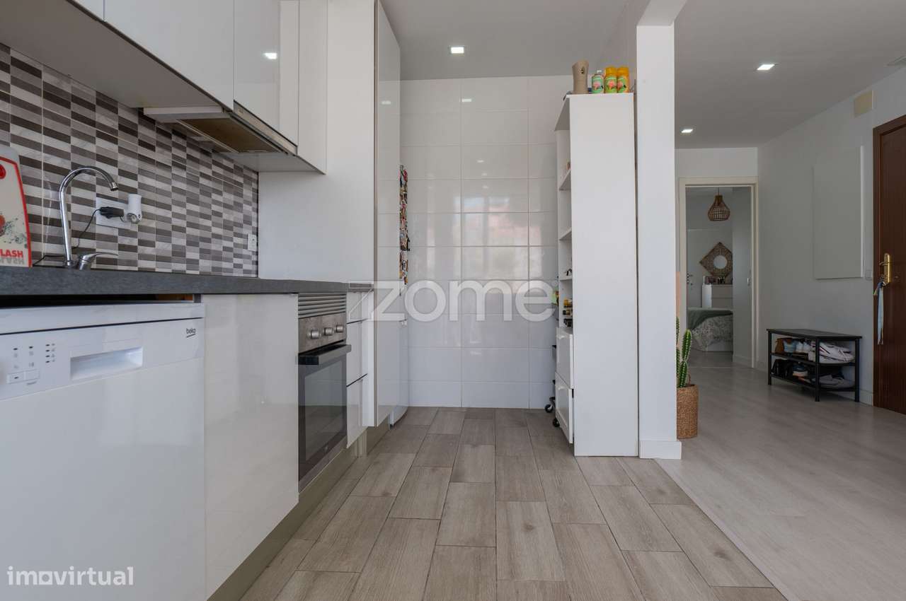 Apartamento T2 à venda em Queluz-21