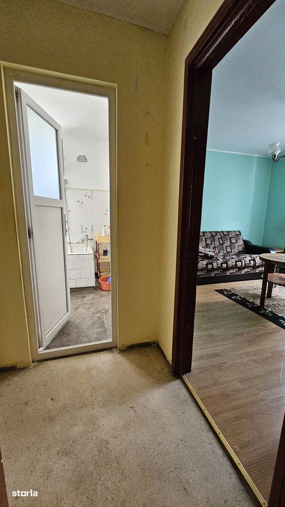 Apartament 2 Camere Săcele – Etaj 2, Bloc Izolat, Cheile la Agenție!-4
