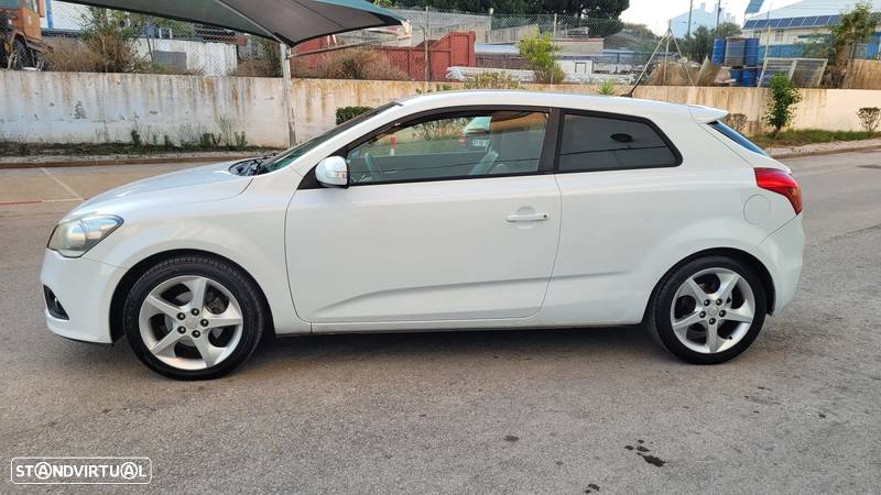 Kia Ceed S Coupé 1.6 CRDi TX ISG - 30