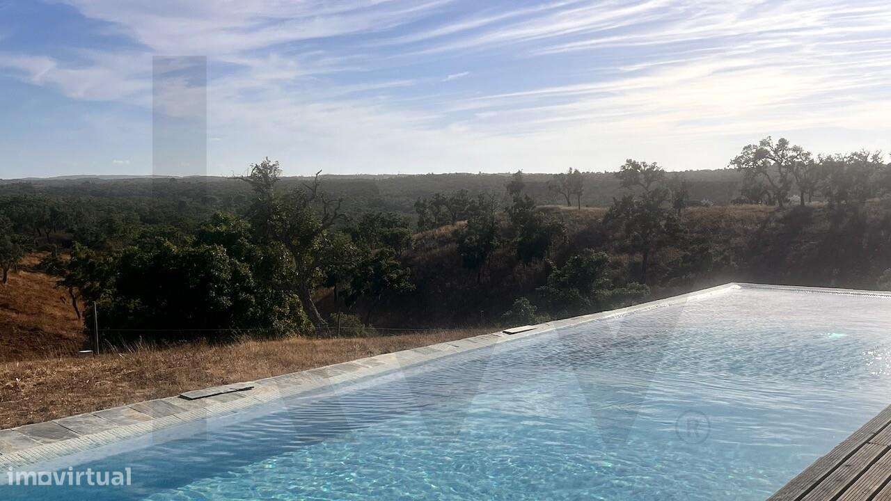 Propriedade única na Serra de Grândola - Terreno de 6,9 ha com vista p-44