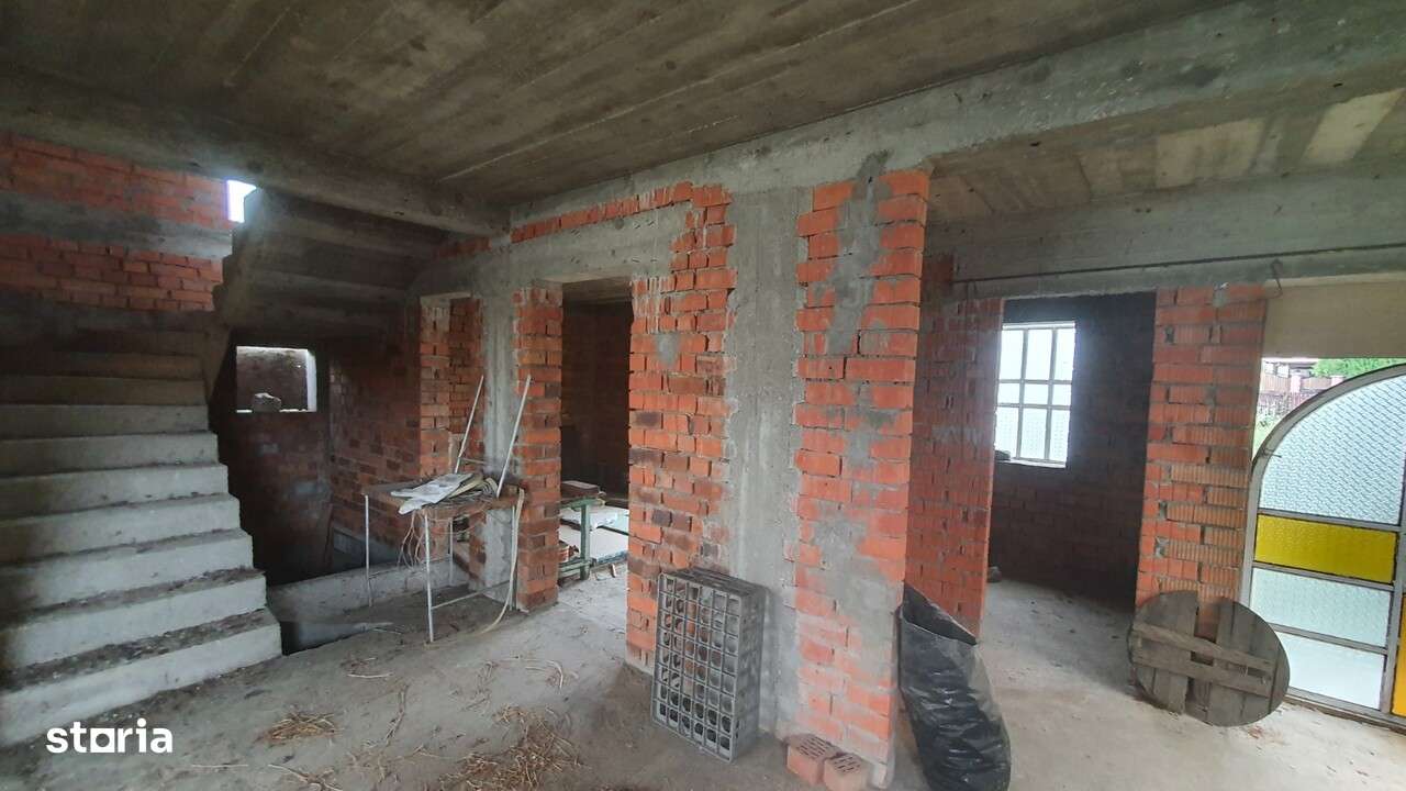 PAULESTI z.Cocosesti- zona buna, P+1E la rosu la 120000 eu - Imagine principală: 5/10