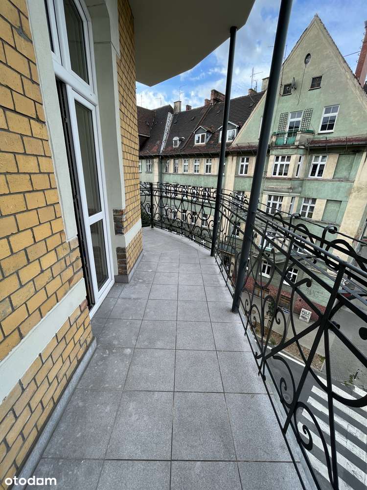 Wyremontowany apartament z tarasem w kamienicy z duszą,top lokalizacja-11