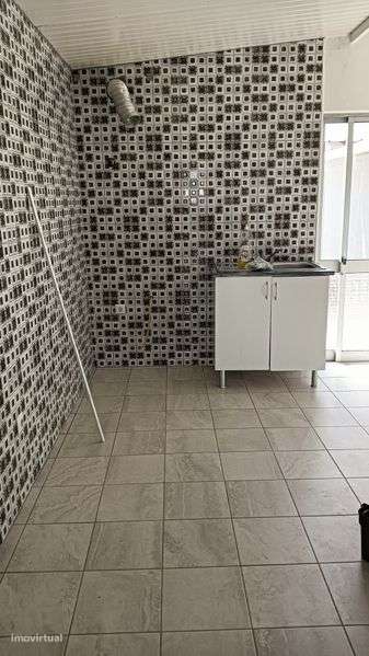 Arrenda se moradia - Grande imagem: 5/7