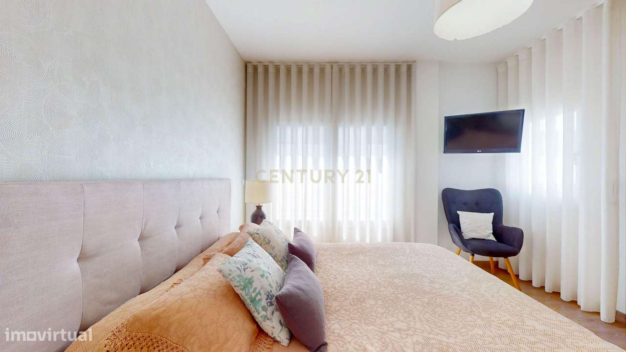 Apartamento T2+1 Exclusivo com Mezanine - onde a tranquilidade e acess-14