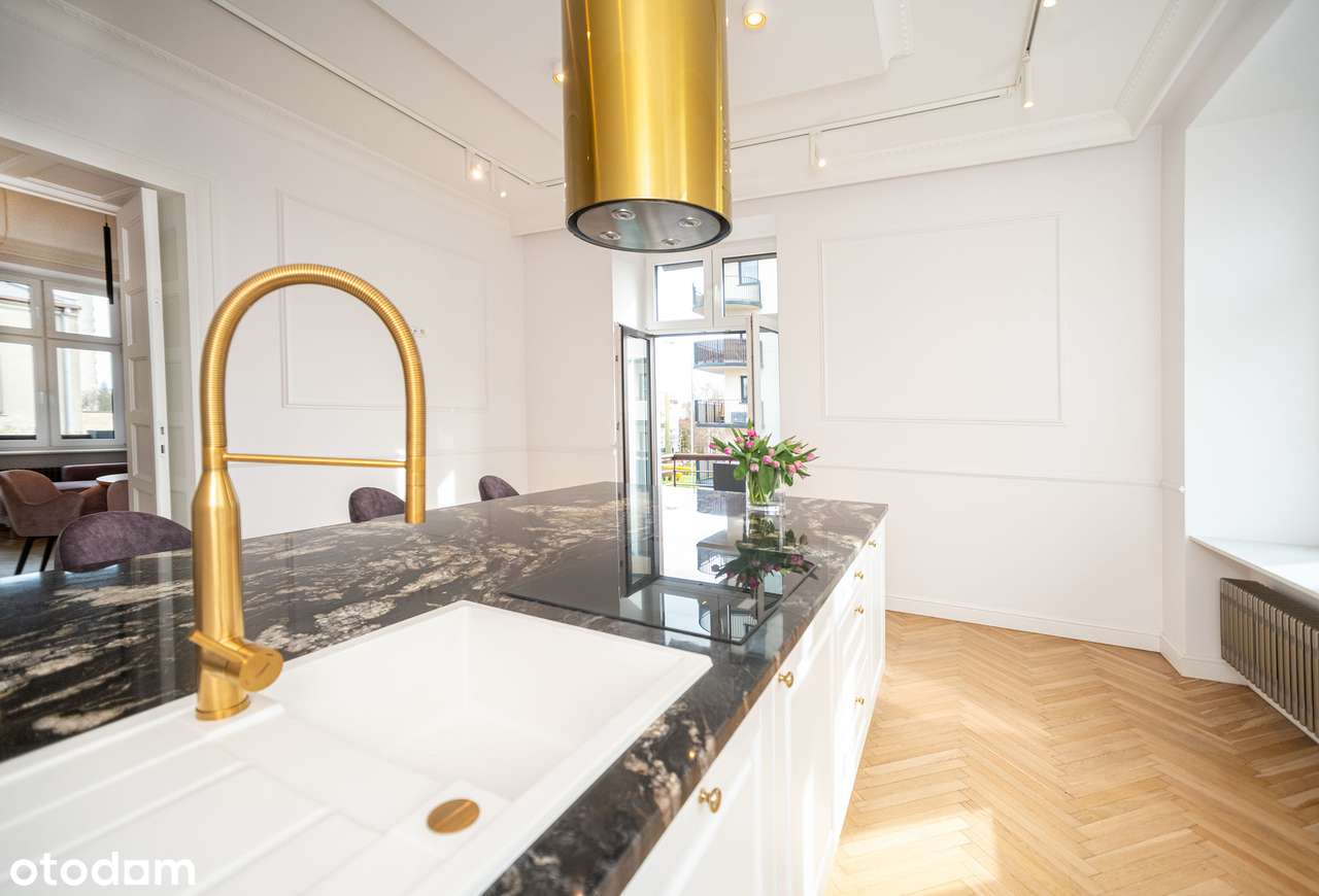 Wyjątkowe mieszkanie / 3 balkony / centrum miasta-9