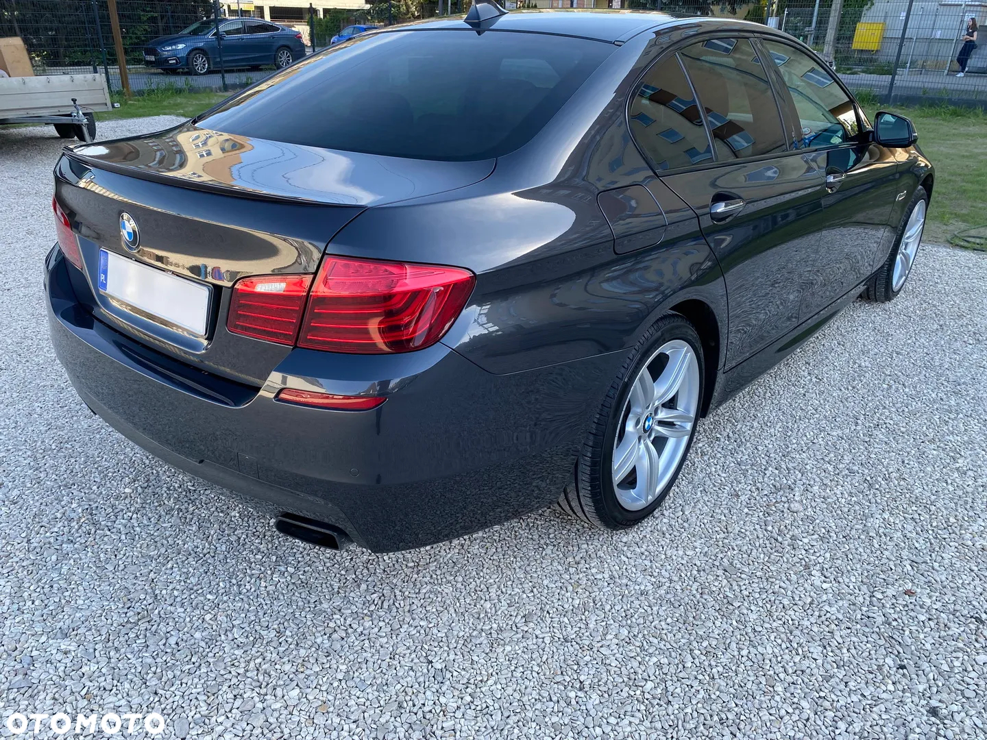 BMW Seria 5 550i xDrive - 5