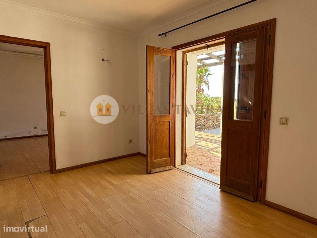 Moradia de estilo tradicional- Charme, vistas sob a Serra e Mar-49