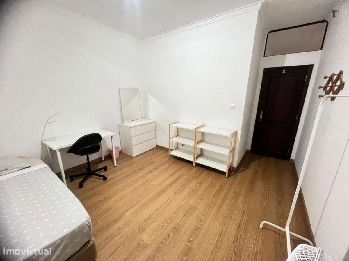 Quarto - localizado em Lumiar Lisbon - Grande imagem: 5/10