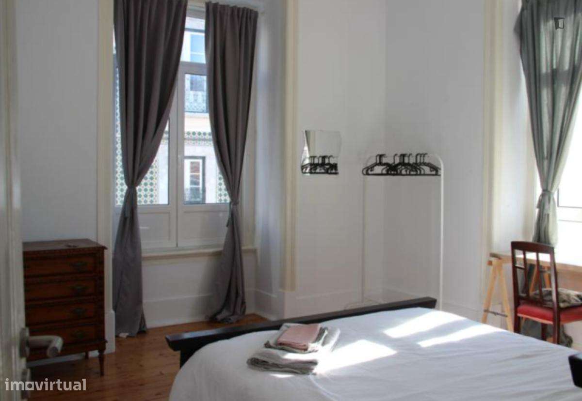 Quarto - localizado em Lisbon - Grande imagem: 4/10