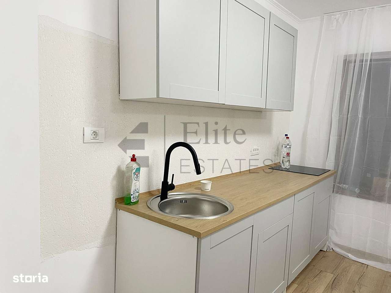 Casa de vanzare in zona Cantemir - Imagine principală: 4/11