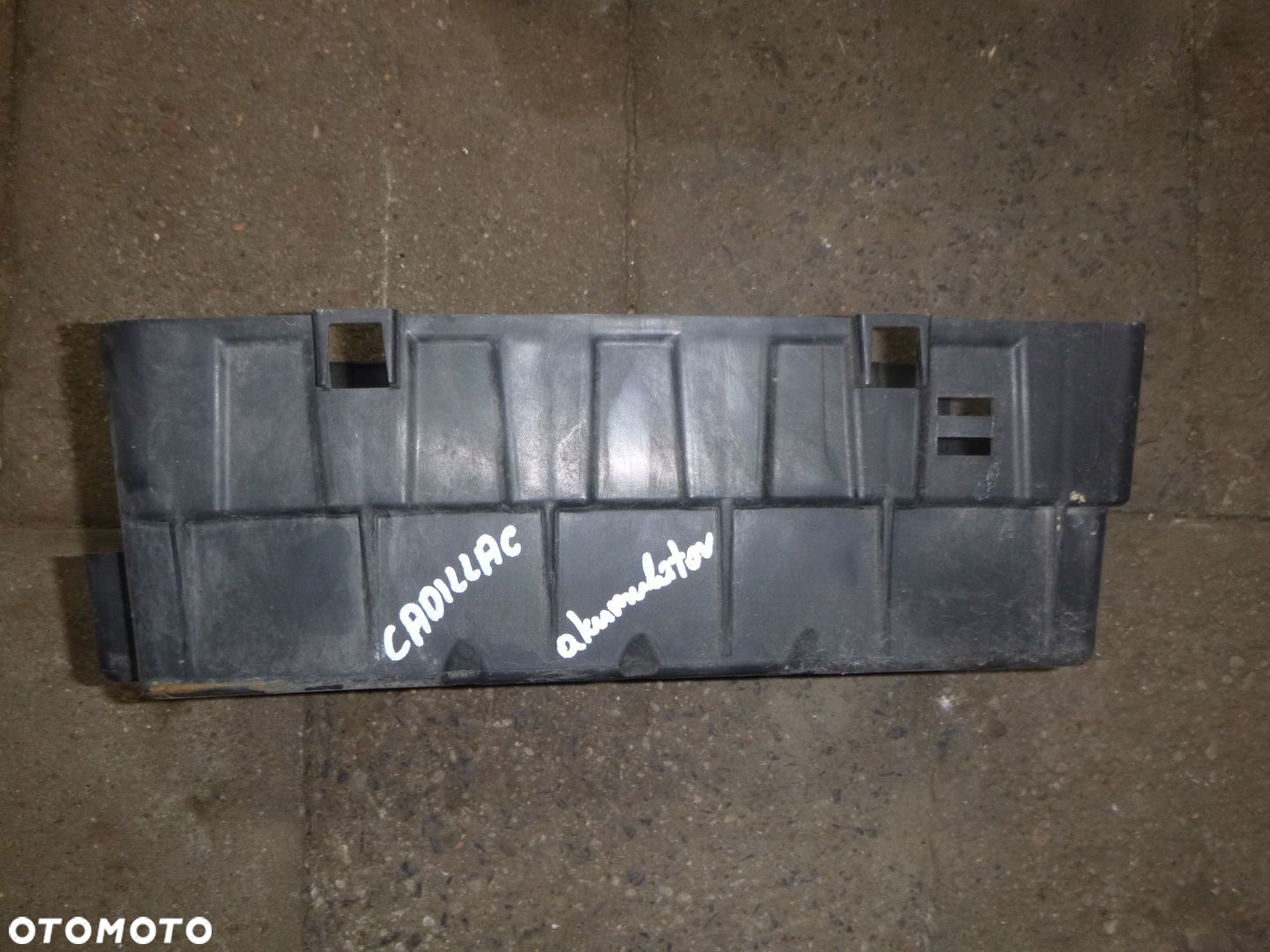 Podstawa Obudowa Akumulatora Cadillac SRX 2010 - 3