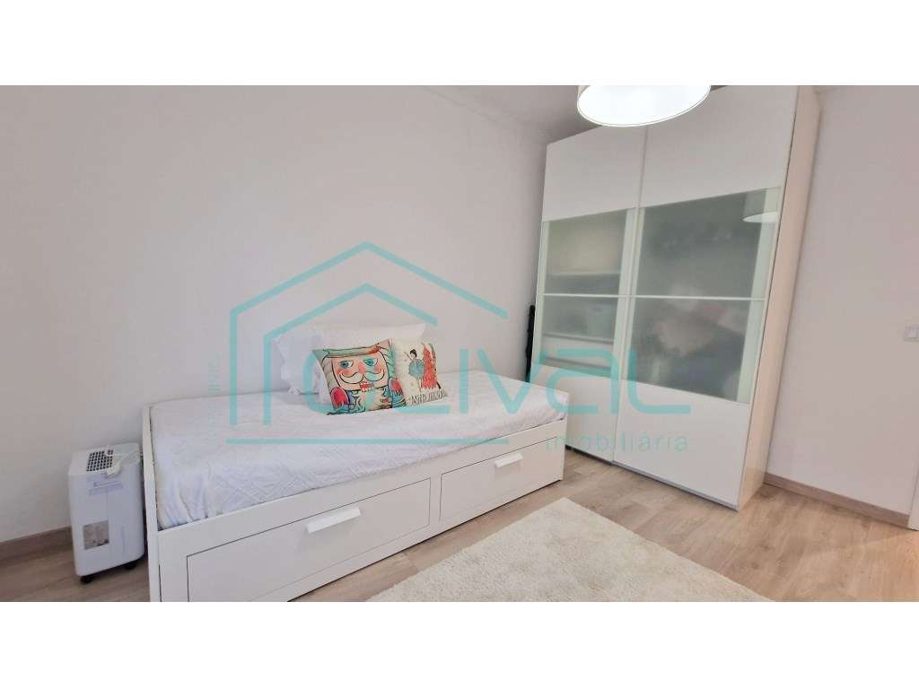 Apartamento T2 Samora Correia-13