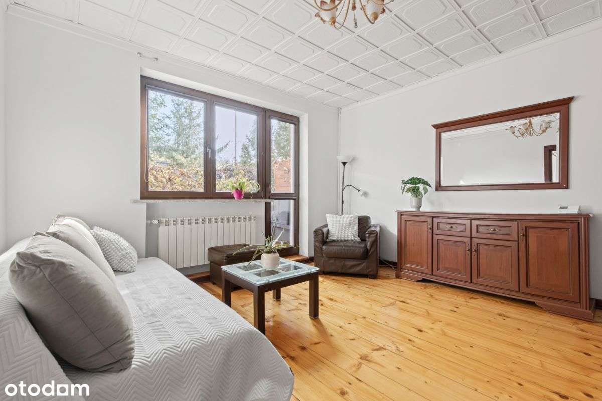 Wygodny dom z tarasem i garażem | Piękny ogród - Pełny obrazek: 5/17