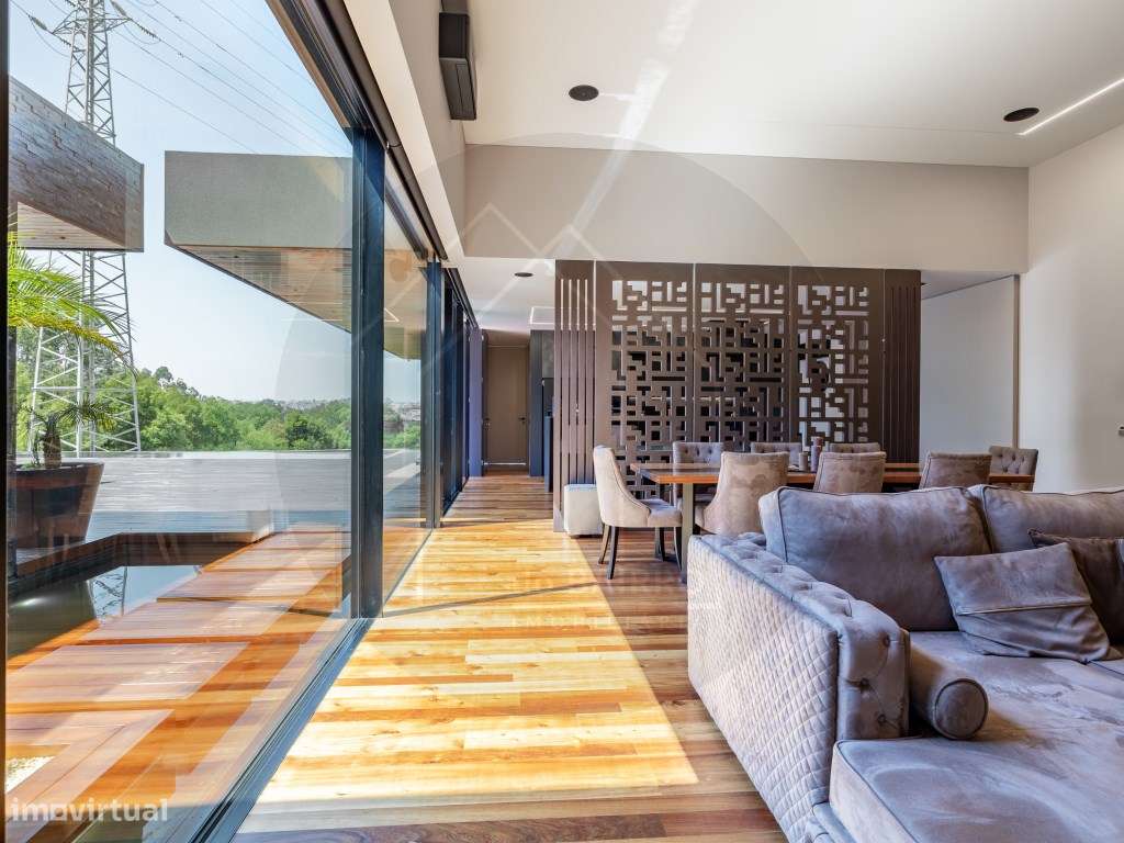 Moradia T6, térrea contemporânea, piscina, terraços e jardim junto ...-16