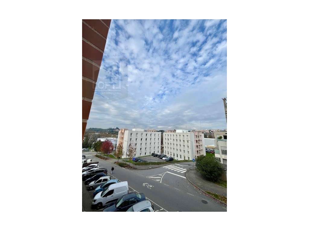 Apartamento T1 em Azurém no Guimaflats Residence-15