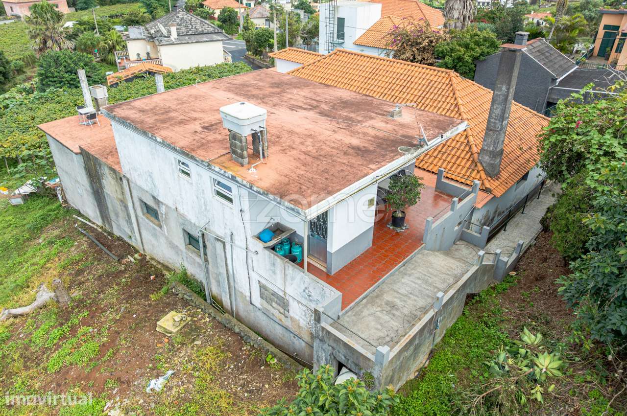 Moradia T2 com Espaço Comercial (372 m²) – São Jorge, Santana - Grande imagem: 5/48