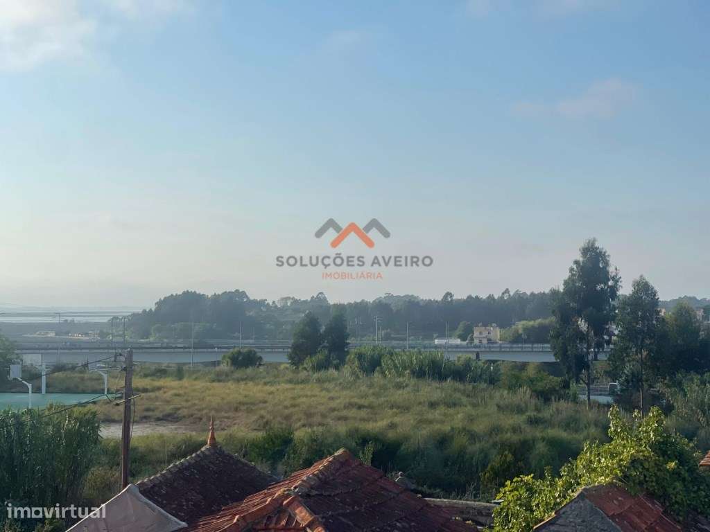 Apartamento T2 Duplex com Terraço de 25 m² - Centro de Esgueira - Grande imagem: 2/10