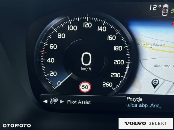 Volvo XC 90 - 30