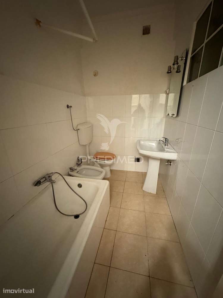 Apartamento T2 Rua Duarte Galvao, remodelada - Grande imagem: 4/7