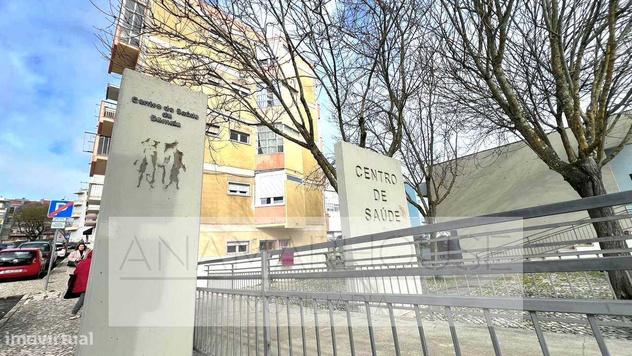 T2 remodelado com duas varandas e dois wcs, próximo á Urbanização do N-22