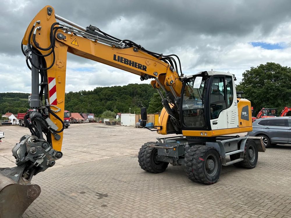 Liebherr A 918 compact 2 łyżki 2021