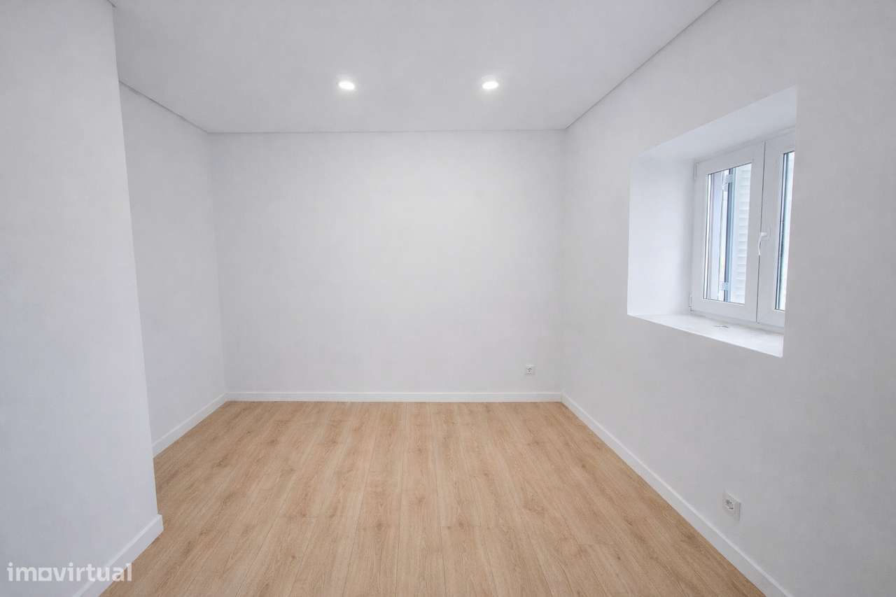 Moradia T2+1, totalmente renovada - Grande imagem: 5/16