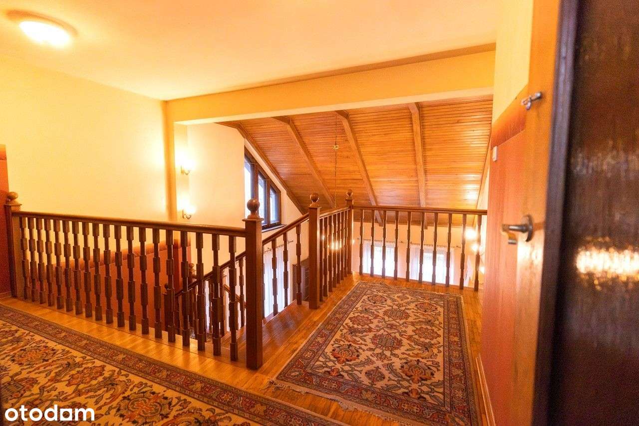 Blisko Szkoły, Przedszkola, PKP, A2, DK90-5