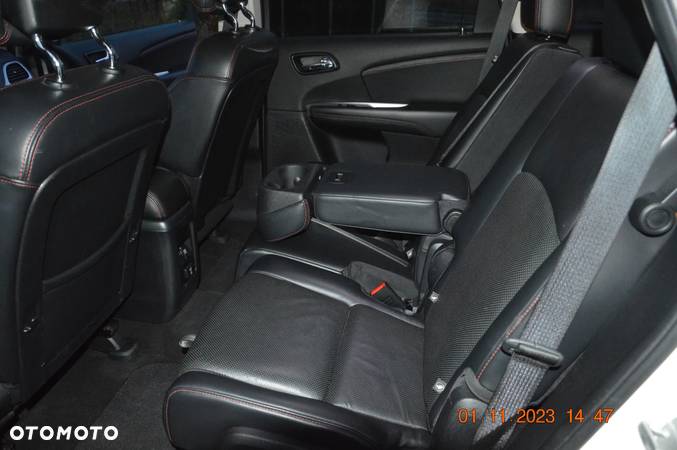 Dodge Journey - 11