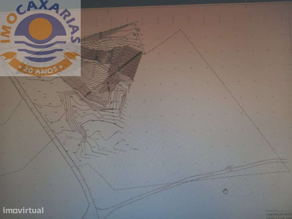 Terreno com Pavilhão(projecto aprovado) - Grande imagem: 3/4