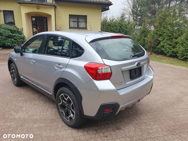 Subaru XV 2.0i Exclusive - 3