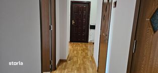 Apartament 3 camere decomandat Nicolina prima stație din Podul Ros