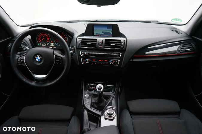 BMW Seria 1 118i Sport Line - 23