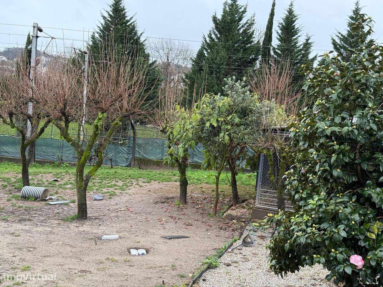 Terreno arrendamento em Valongo, 1200 m2, 3 frentes, Exc. Visibilidade - Grande imagem: 4/19