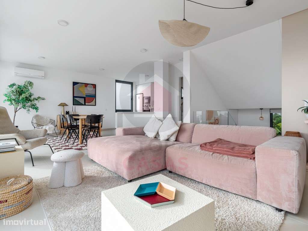 Moradia Contemporânea com Jardim e Piscina em Salir do Porto - Grande imagem: 5/36