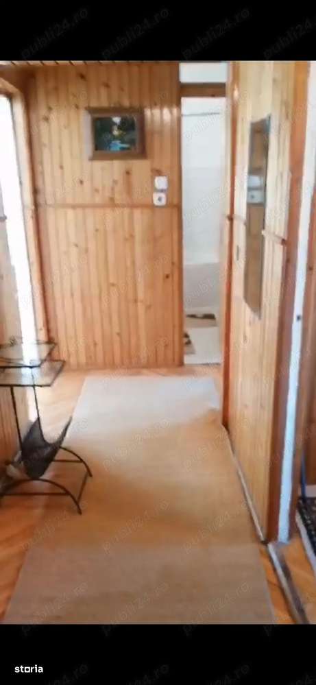 2 cam decomandat spatios Zona Girocului Plavat-2