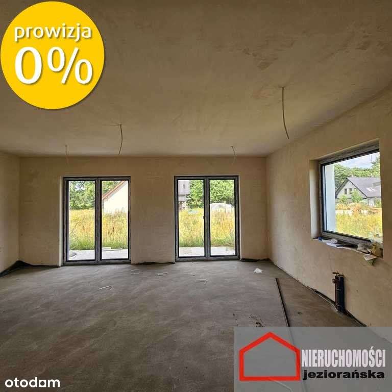 Dom z garażem pod lasem.-9