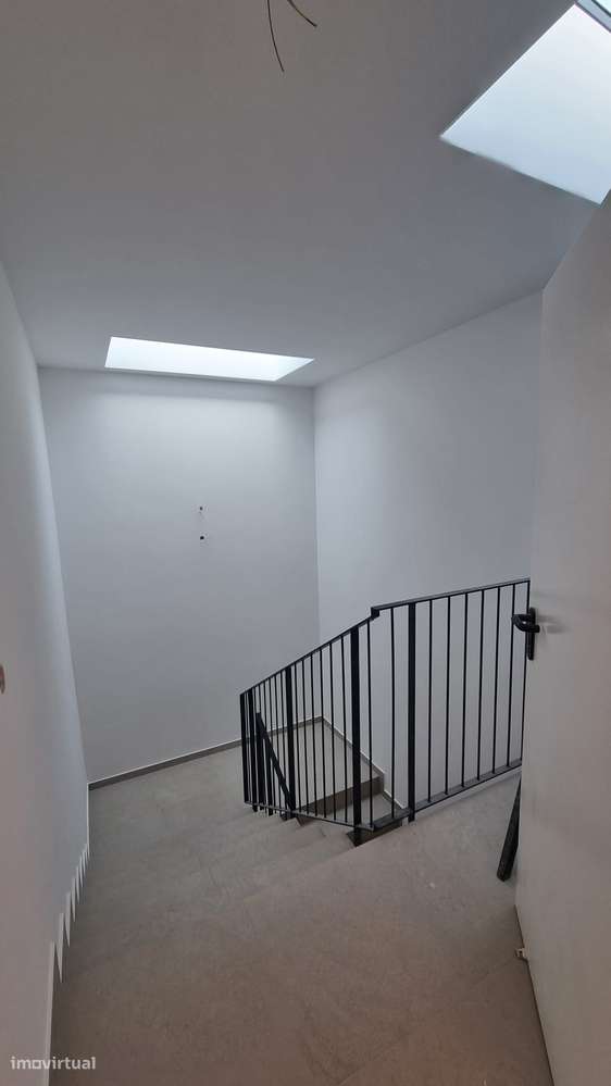 T1 Novo com varanda, garagem e acessibilidade-6