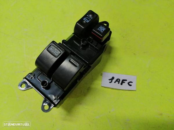 Interruptor /Comando dos vidros Toyota Yaris Verso 1999 - 2004 - 1